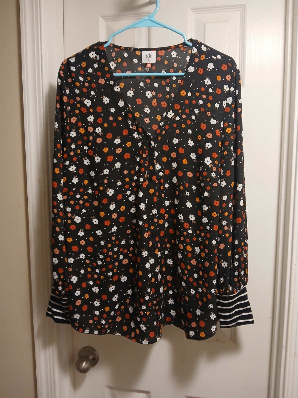 Cabi Black Floral V-Neck Long Sleeve Blouse Sz.XL